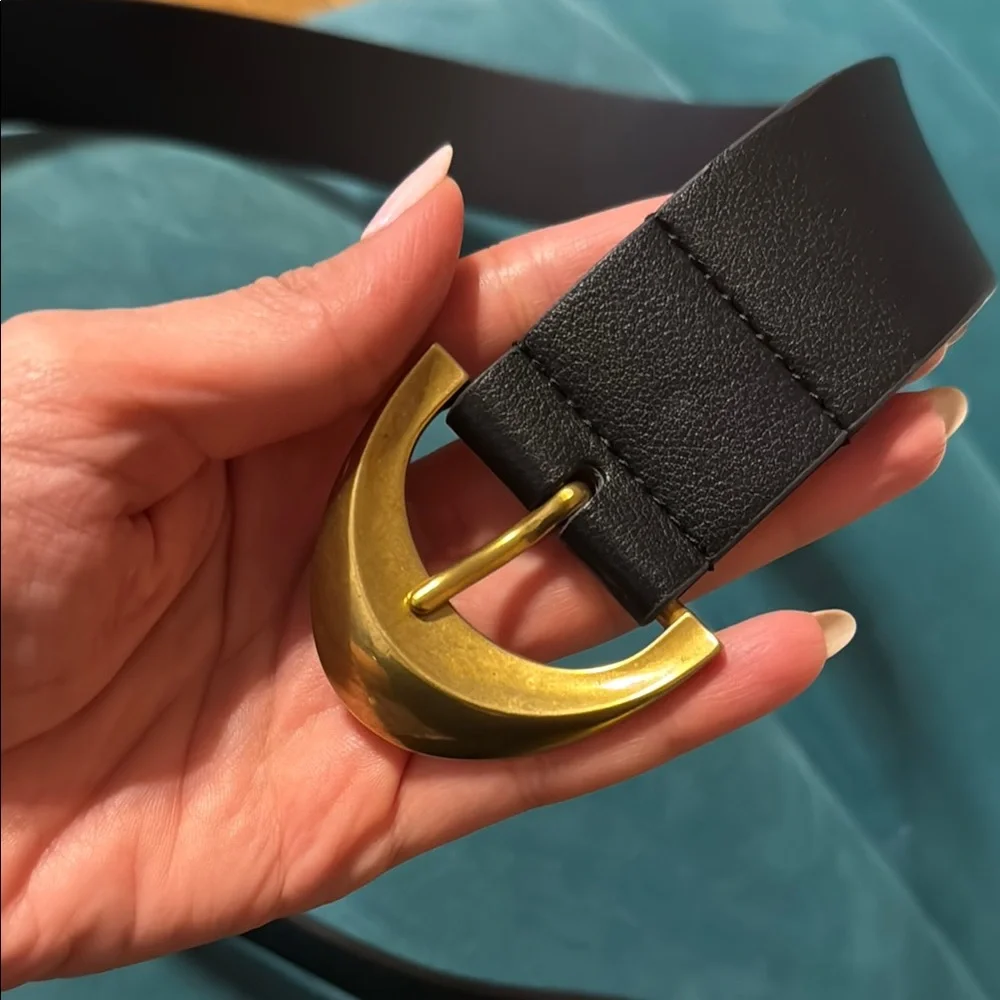 Elegant Black Leather Belt with Gold Buckle